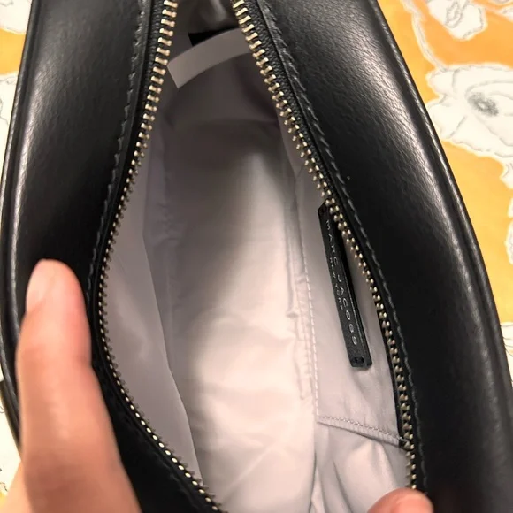 Marc Jacobs Black and White Striped Men's Bag - Picture 3 of 4